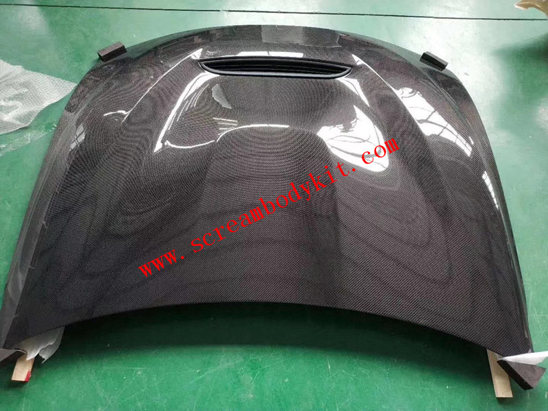 BMW M3 M4 F30F35 F32F33F36 M4 gts carbon fiber hood