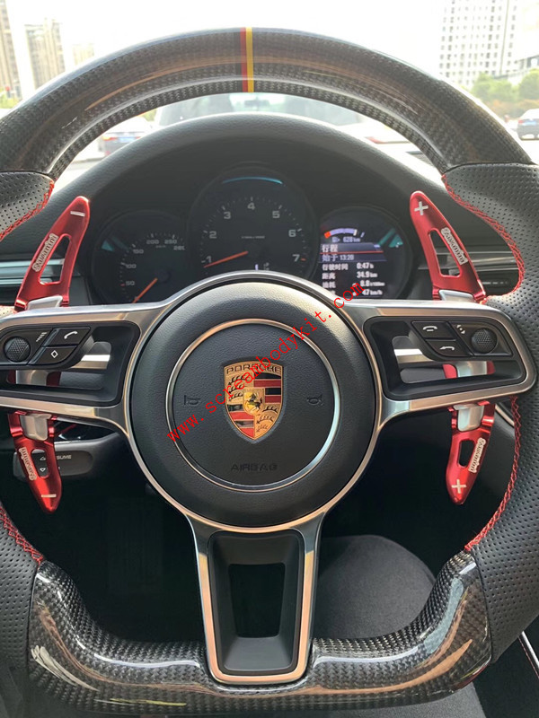 Porsche 911 cayenne Panamera cayman macan 718 Boxster 981  carbon fiber Steering wheel or LED light  Steering wheel