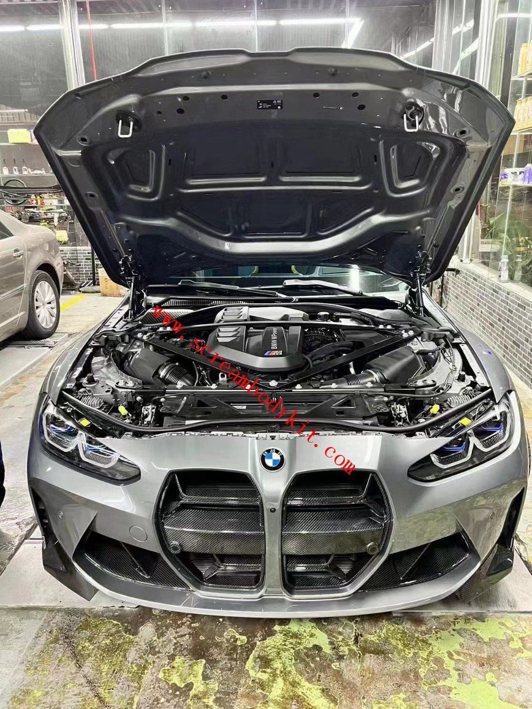 BMW M3 M4 G80 G82 grilles  dry carbon fiber